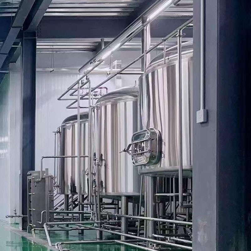 德保精酿啤酒设备